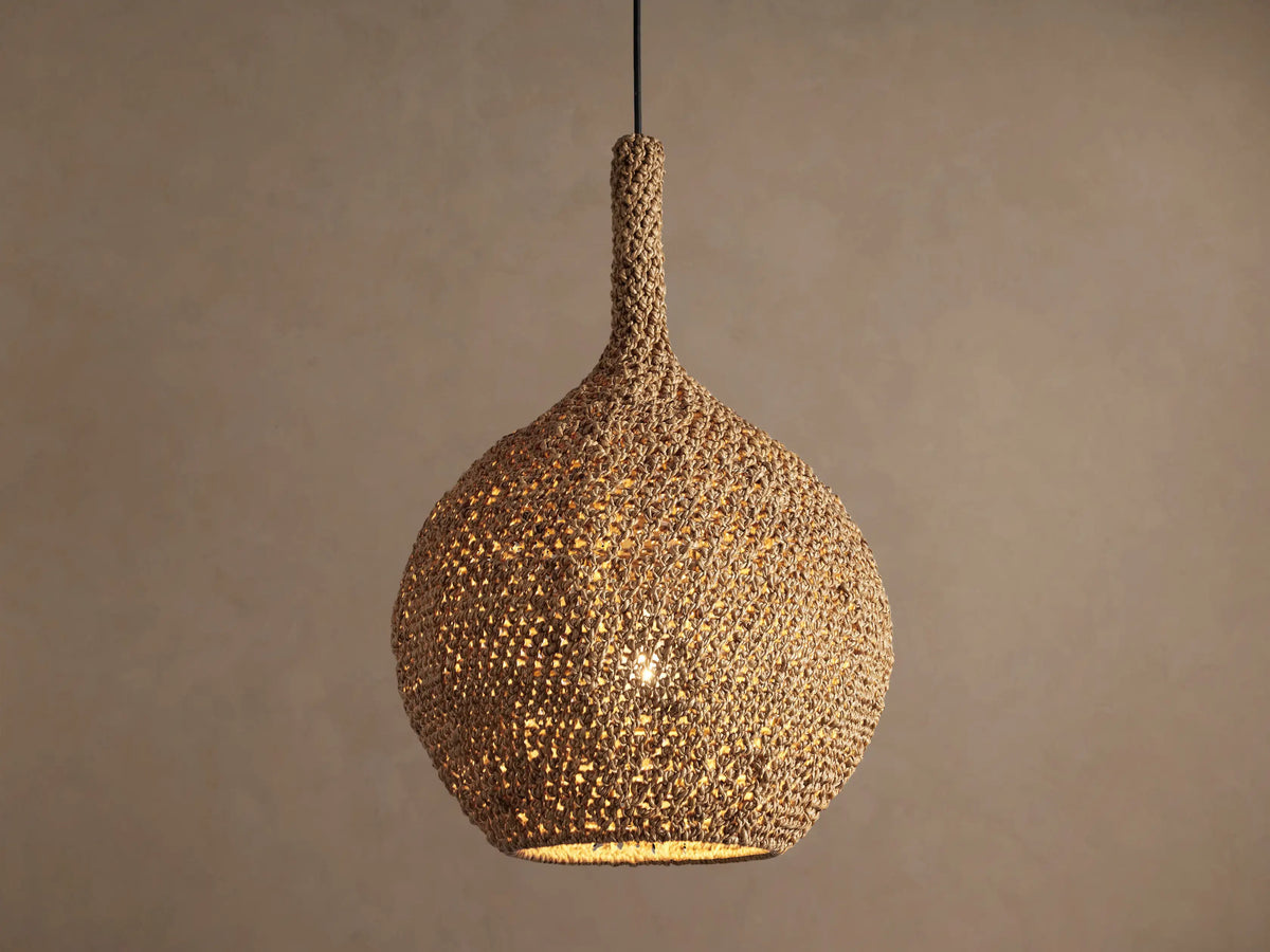 Illuminated Canela 15-inch handwoven banana rope pendant light