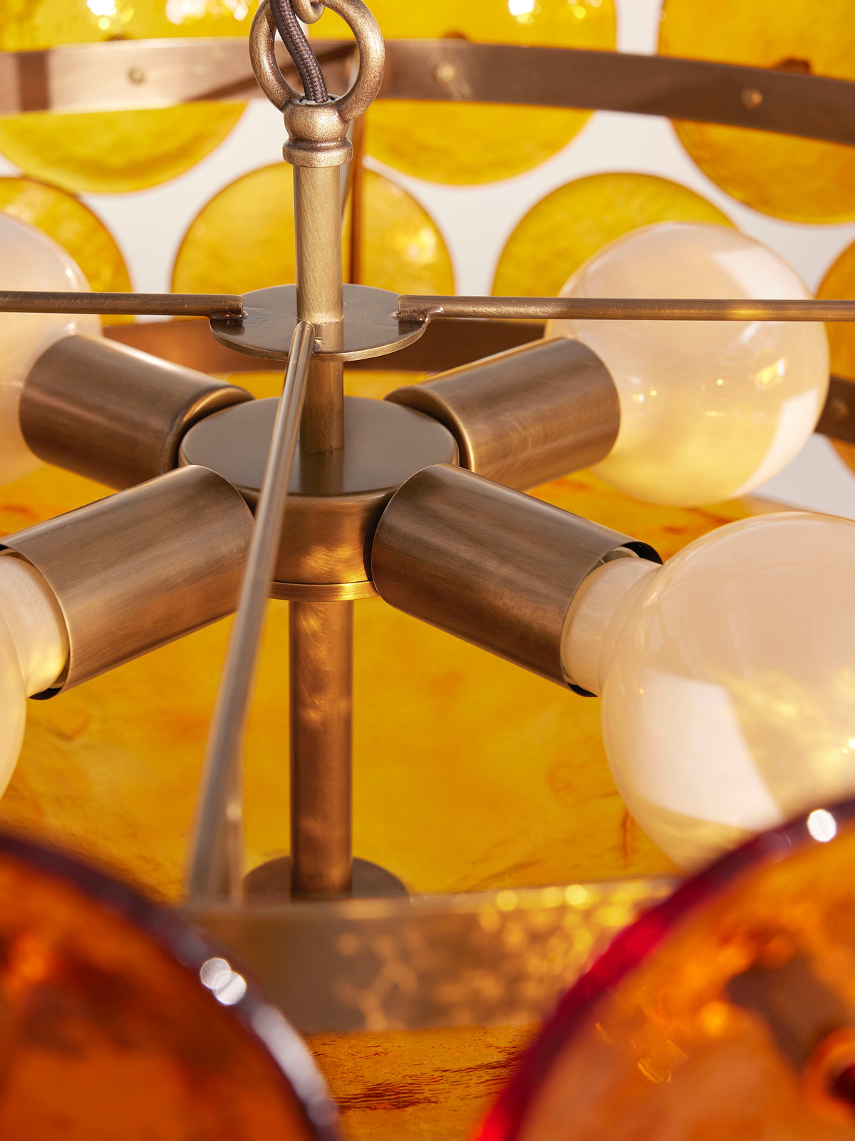 Lorenzo Amber chandelier construction detail